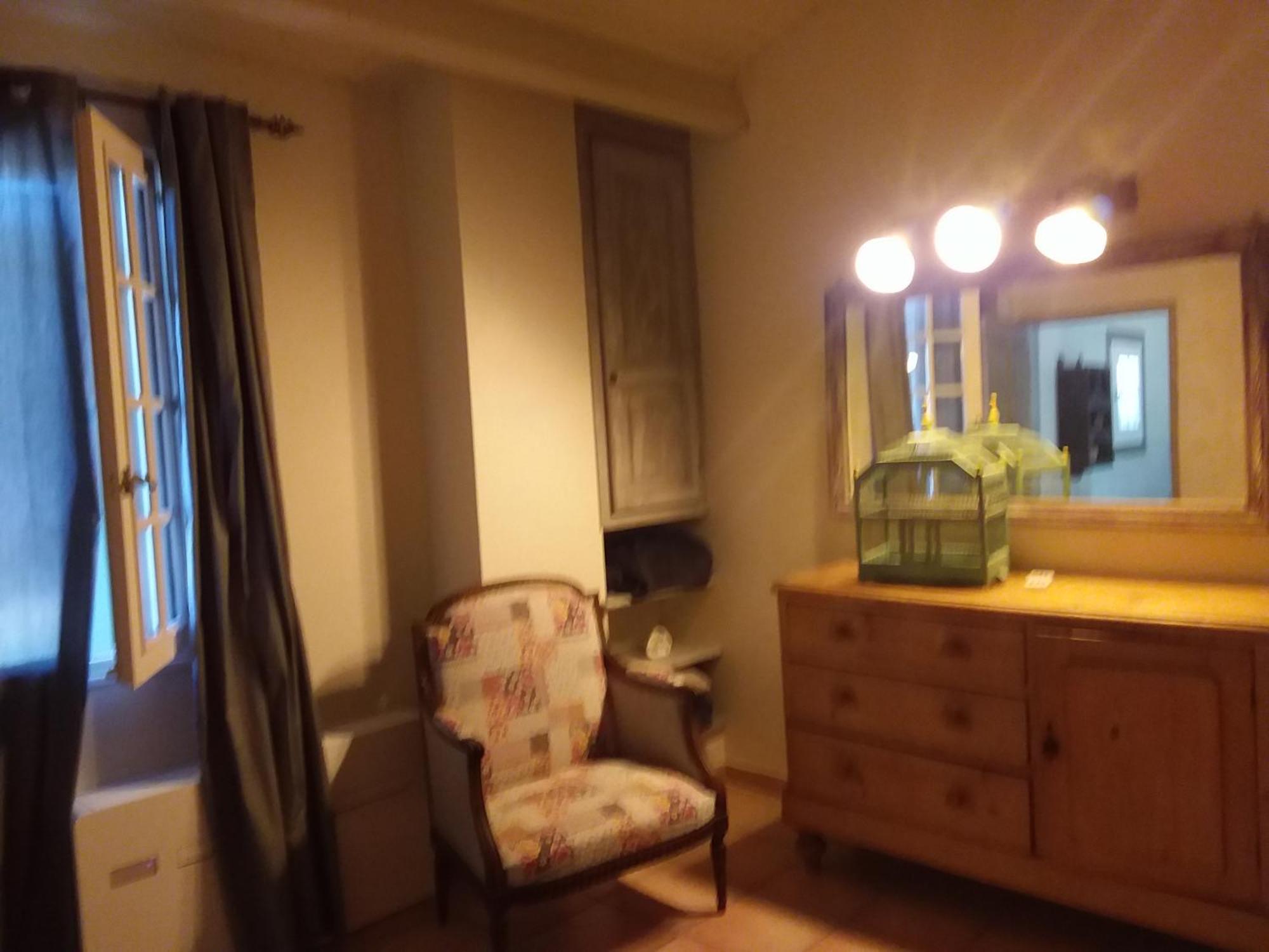 Chambre Pour 2 Personnes Avec Salle De Bain Privee Tourves Eksteriør bilde